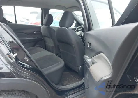 2018 Nissan Kicks Sv z USA, uszkodzony, nr VIN 3N1CP5CU2JL541496